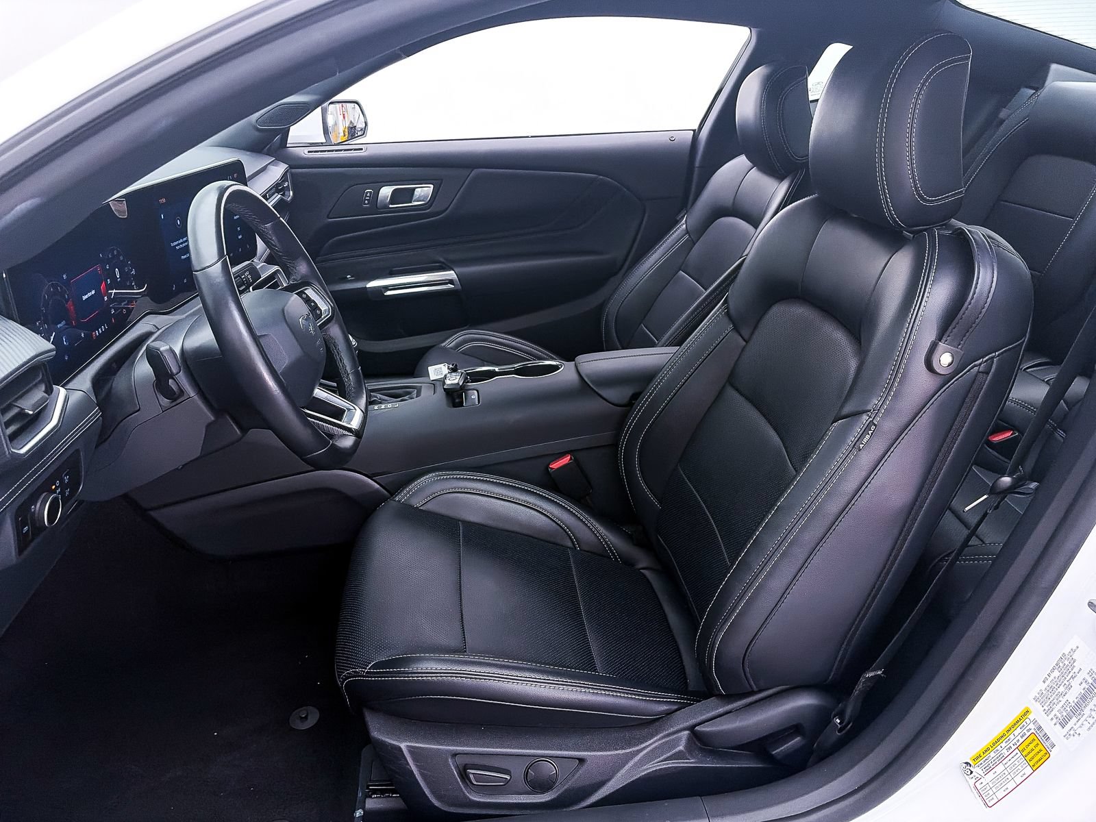 Used 2025 Ford Mustang Premium RWD image 17