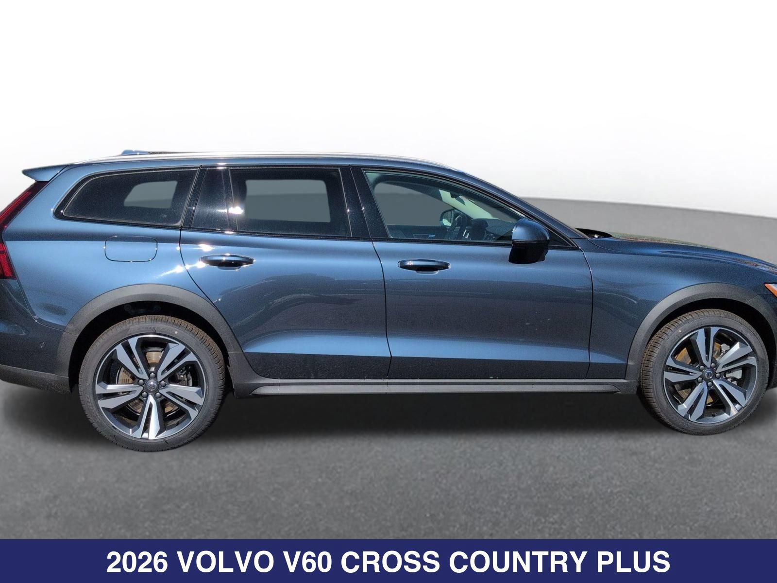 New 2026 Volvo V60 B5 Cross Country Plus w/ Protection Package Premier AWD/4WD image 6