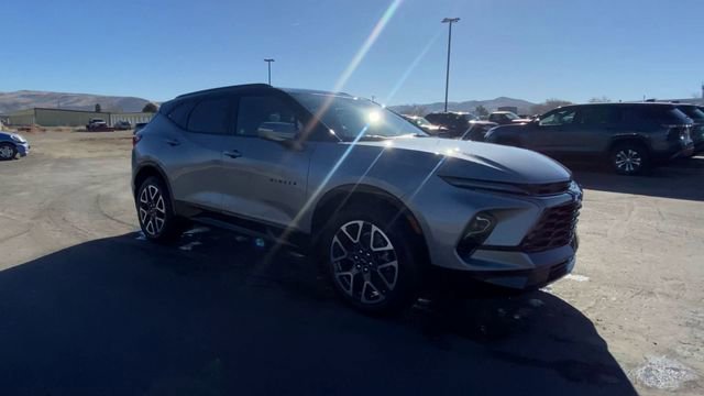 New 2025 Chevrolet Blazer RS w/ Driver Confidence II Package video 2