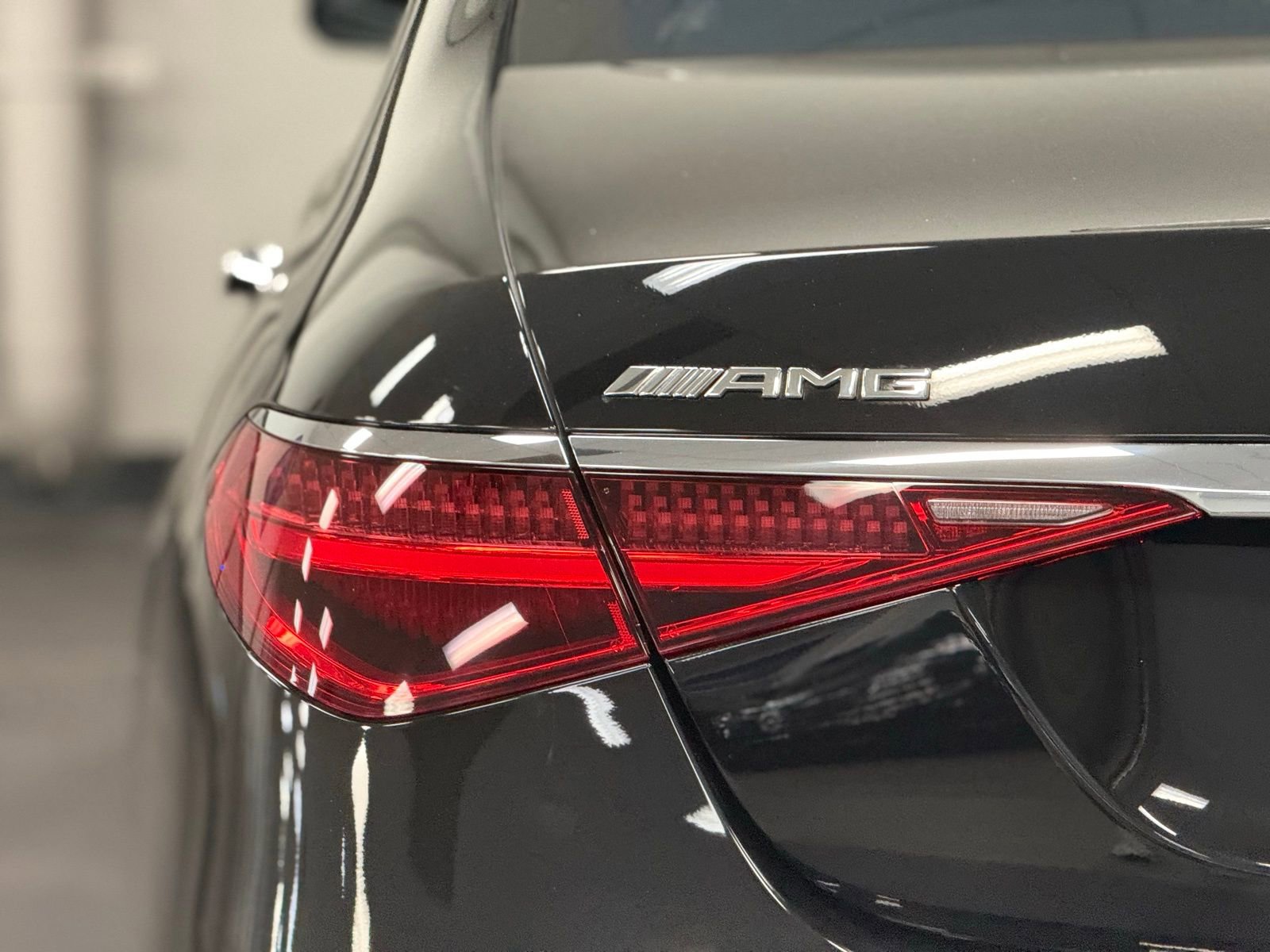 Used 2025 Mercedes-Benz S 63 AMG S image 9