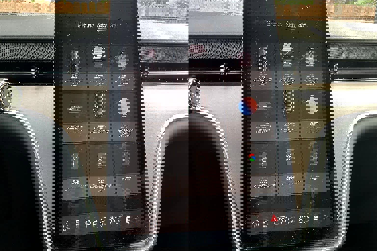 Used 2025 Volvo EX90 Ultra image 39