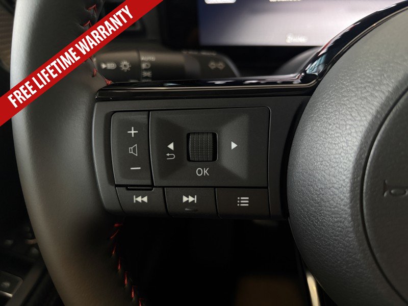 New 2026 Nissan Kicks SR w/ Cold Weather Package FWD image 30