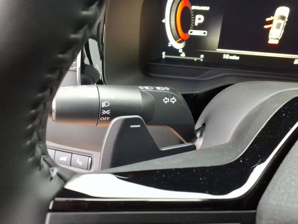 New 2026 Nissan Pathfinder Platinum image 19