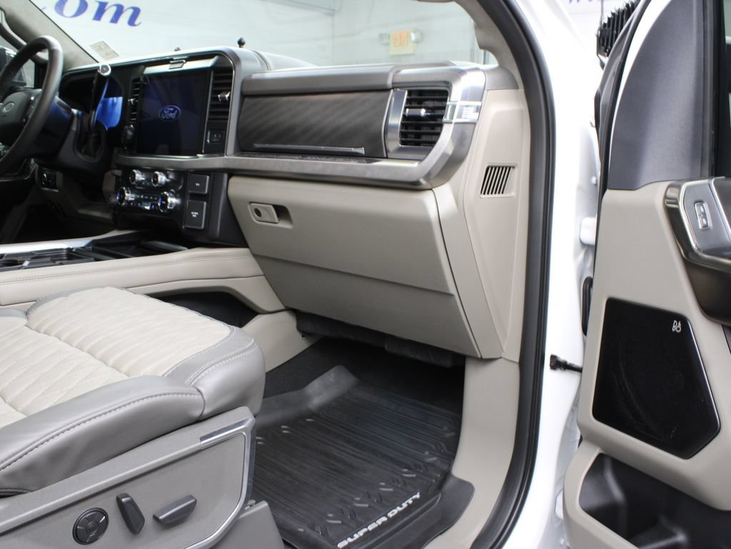 Used 2026 Ford F350 Platinum w/ Platinum Plus Package AWD/4WD image 50