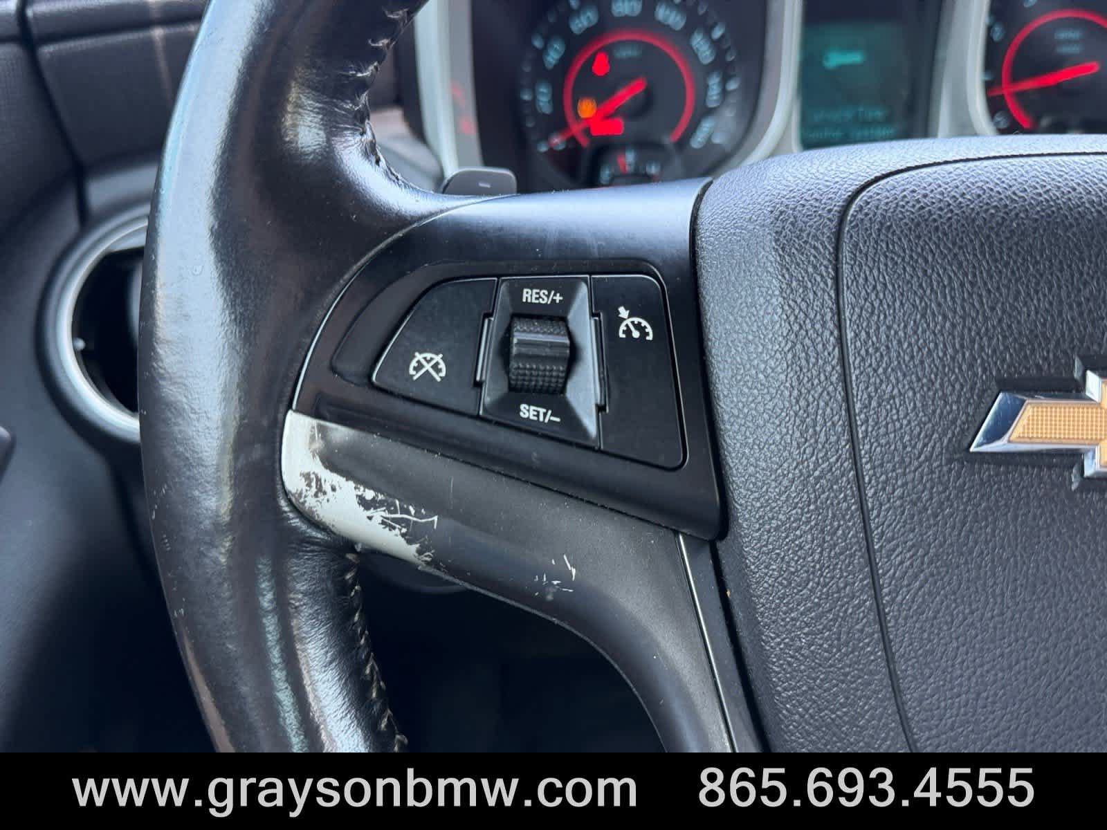 Used 2015 Chevrolet Camaro LT RWD image 19