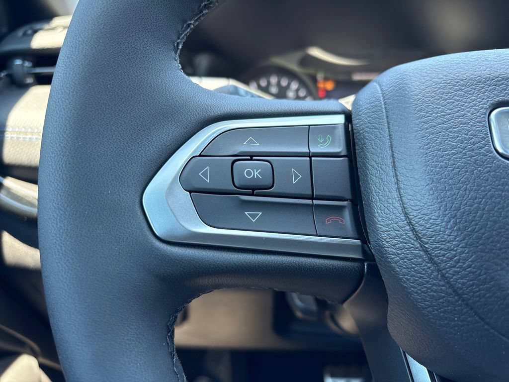 New 2026 Jeep Compass Latitude AWD/4WD image 13