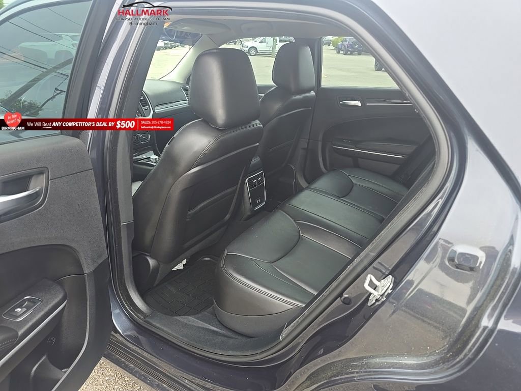 Used 2019 Chrysler 300 Touring L w/ Quick Order Package 22F image 22