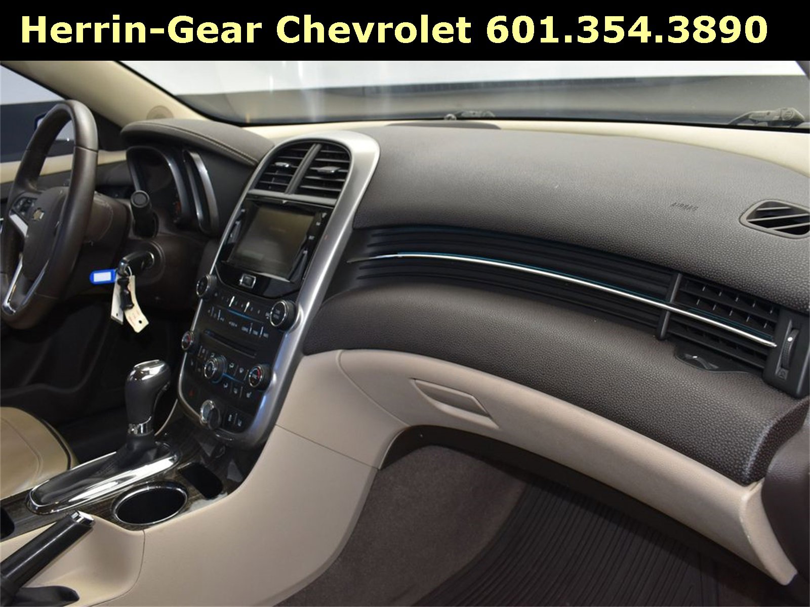 Used 2015 Chevrolet Malibu LT w/ Leather Package image 24
