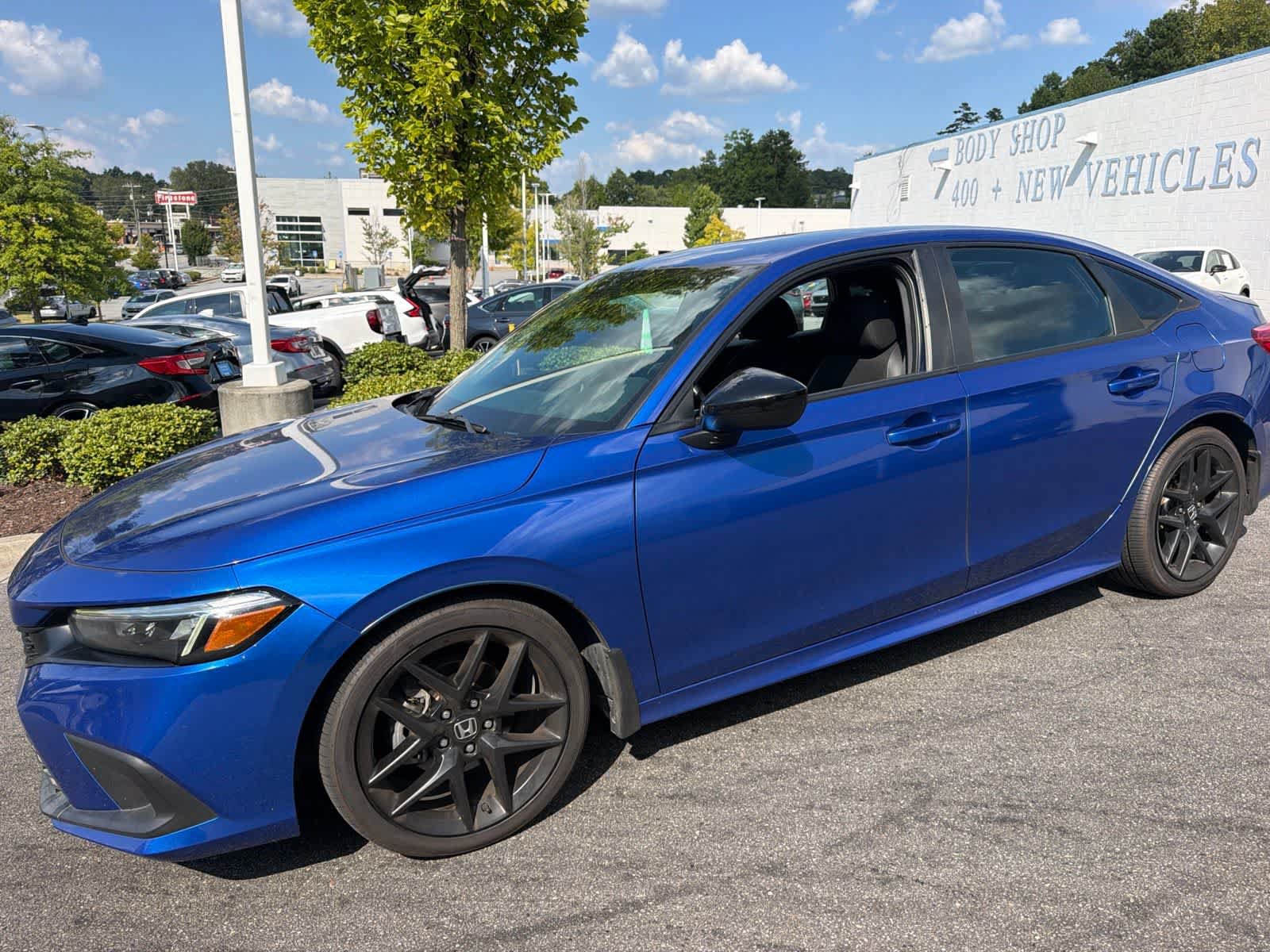 Used 2023 Honda Civic Sport image 5