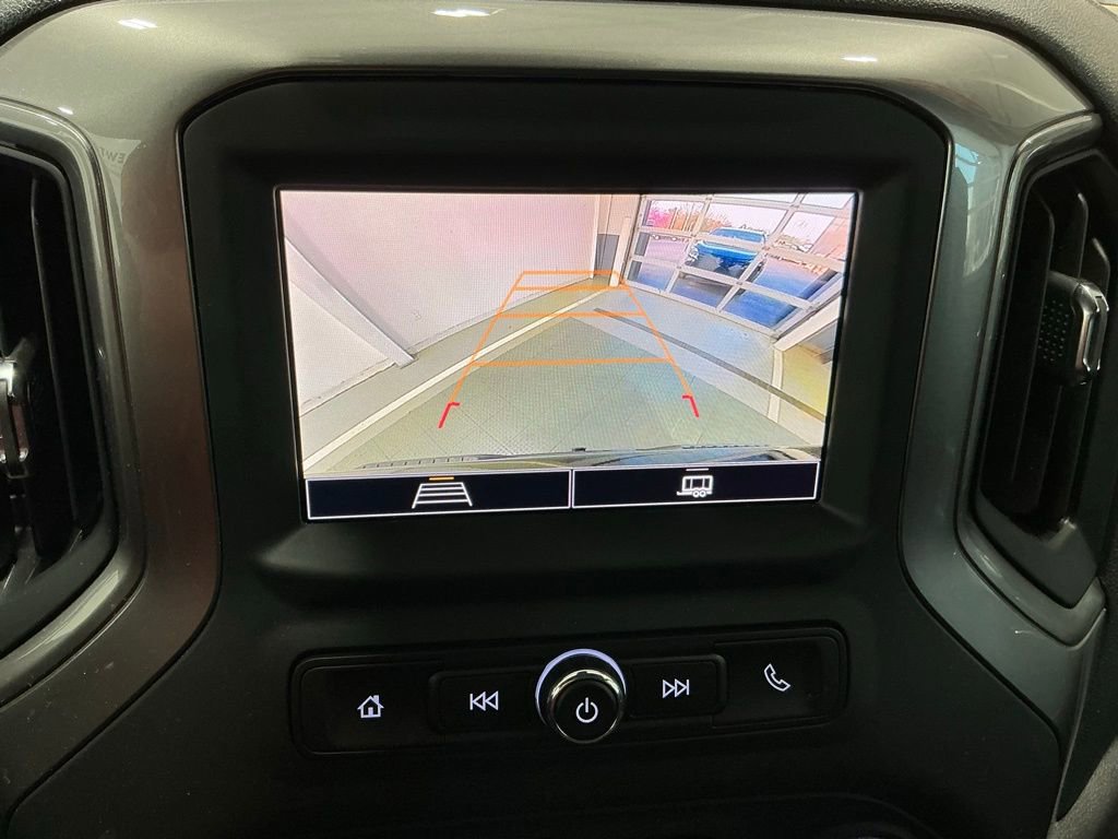 Used 2024 Chevrolet Silverado 1500 Custom Trail Boss w/ LPO, Dark Essentials Package image 9