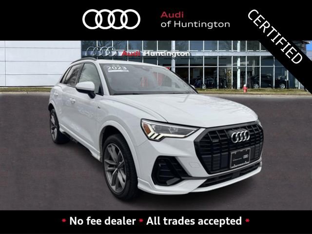 Certified 2023 Audi Q3 2.0T Premium w/ Black Optic Sport Package image 1