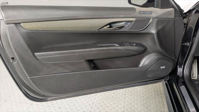 Used 2017 Cadillac ATS V w/ Luxury Package RWD image 13