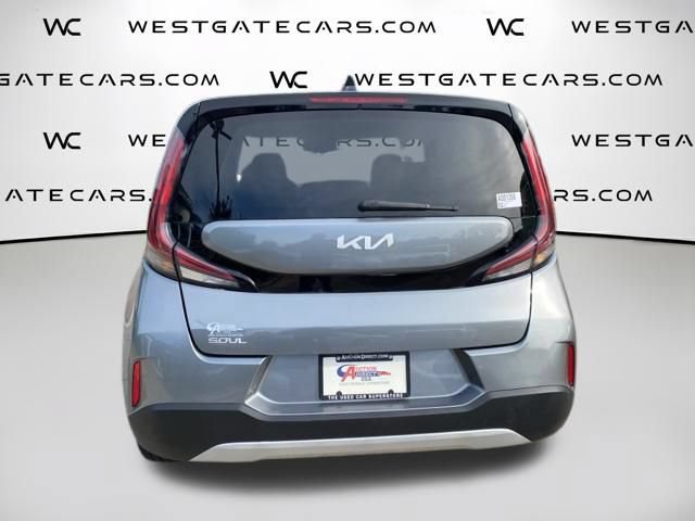 Used 2023 Kia Soul S FWD image 13