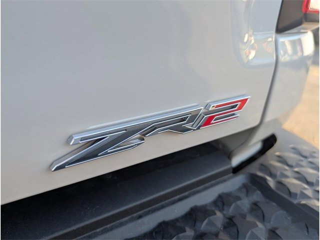 New 2026 Chevrolet Colorado ZR2 w/ Technology Package image 9