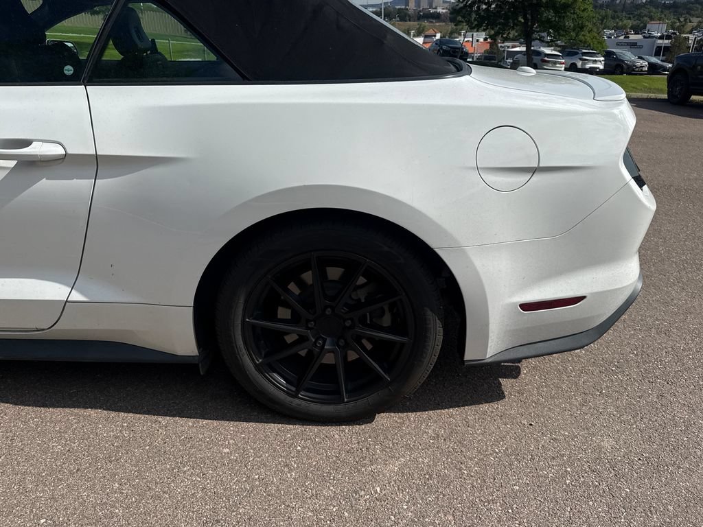 Certified 2019 Ford Mustang GT Premium w/ Equipment Group 401A RWD image 29