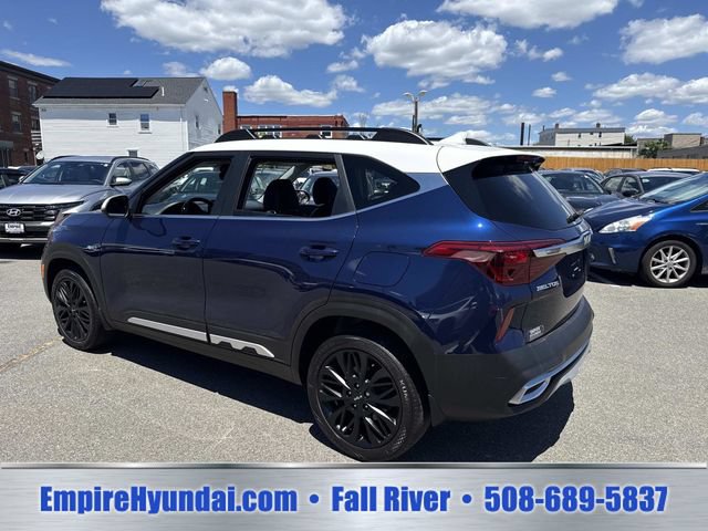 Used 2023 Kia Seltos Nightfall Edition AWD/4WD image 8