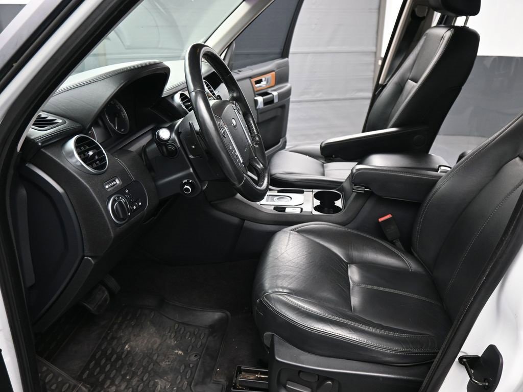 Used 2015 Land Rover LR4 HSE LUX image 19