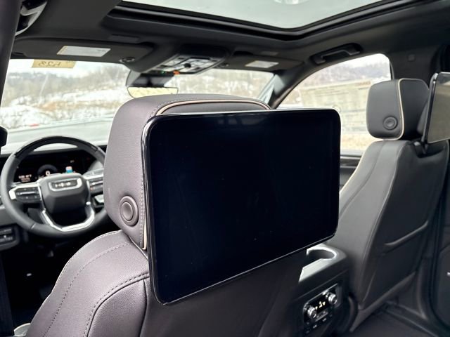 New 2026 GMC Yukon XL Elevation w/ Elevation Premium Package image 7