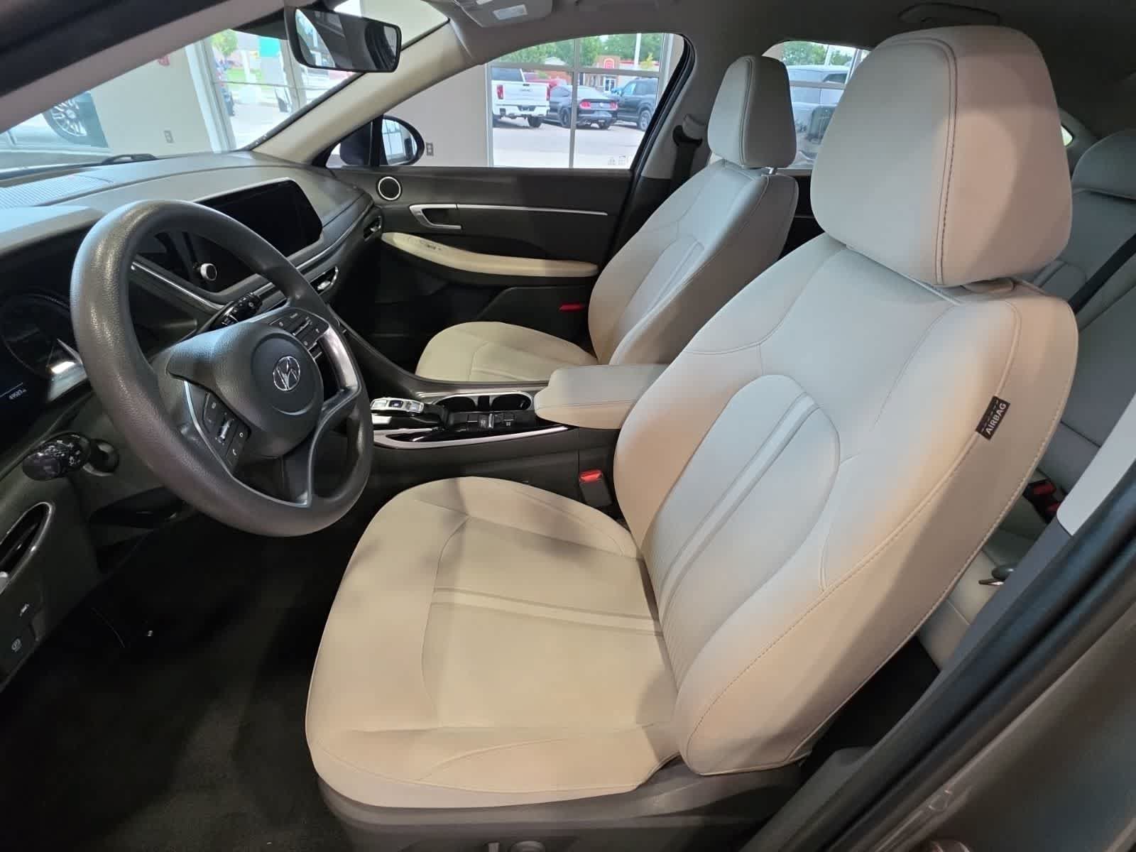 Used 2023 Hyundai Sonata SEL FWD image 15