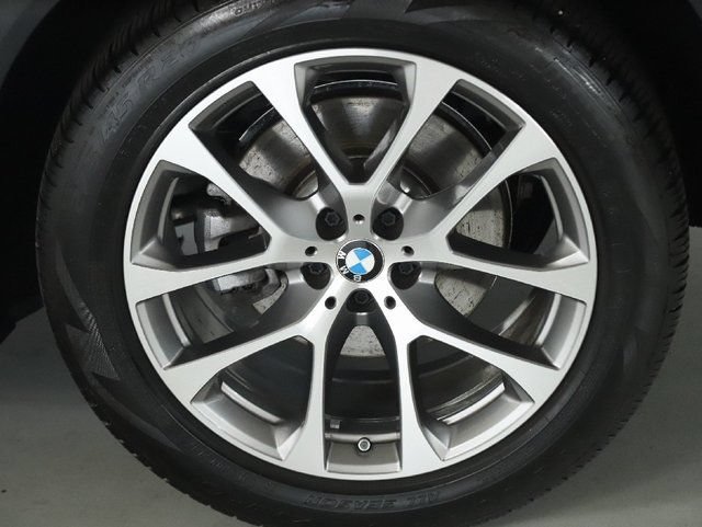 Used 2025 BMW X5 xDrive40i AWD/4WD image 42