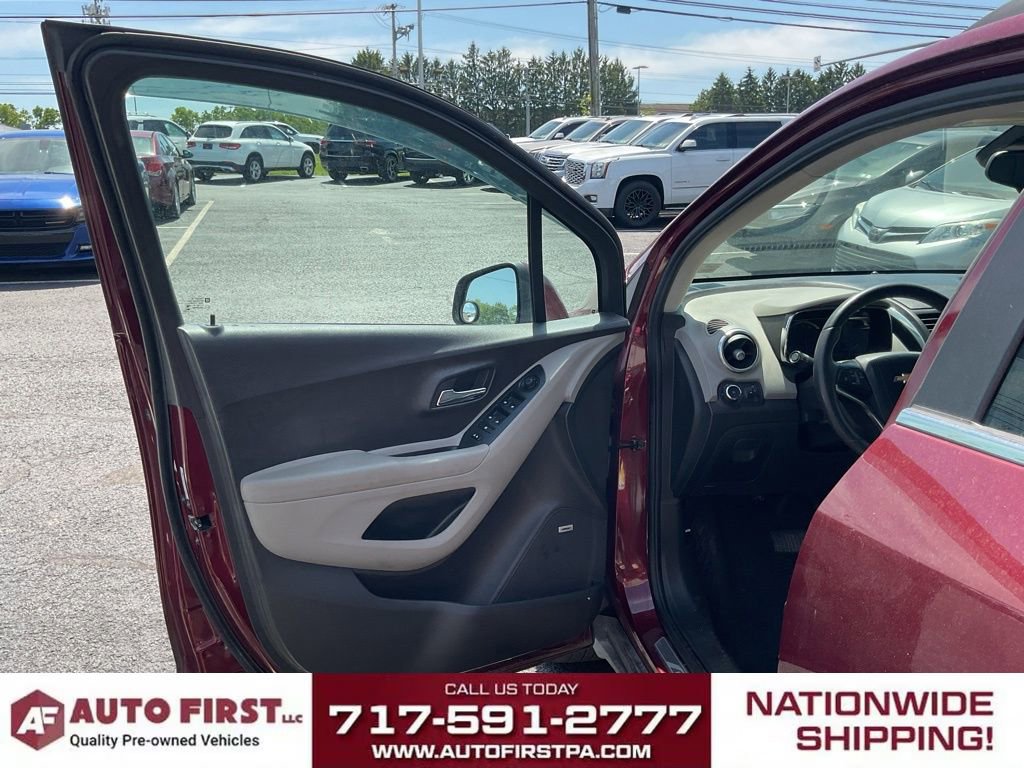 Used 2016 Chevrolet Trax LTZ AWD/4WD image 5