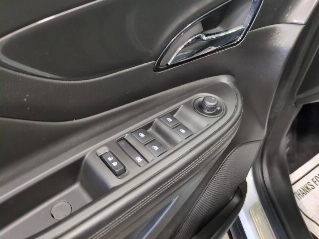 Used 2017 Buick Encore Sport Touring AWD/4WD image 19