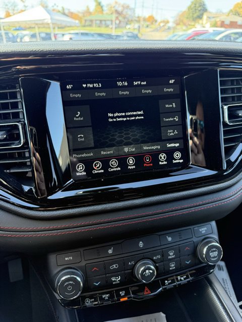 Used 2023 Dodge Durango GT AWD/4WD image 11