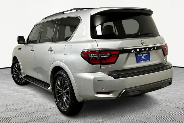 Used 2024 Nissan Armada Platinum w/ Captain's Chairs Package image 11