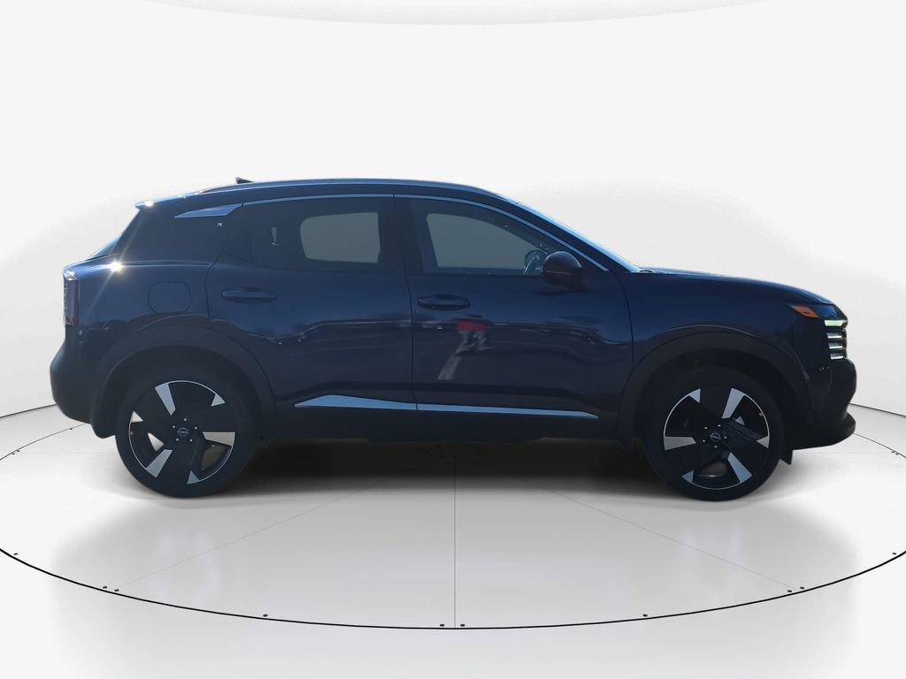 New 2026 Nissan Kicks SR FWD image 5
