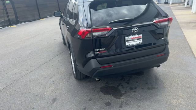 Used 2025 Toyota RAV4 LE FWD image 11