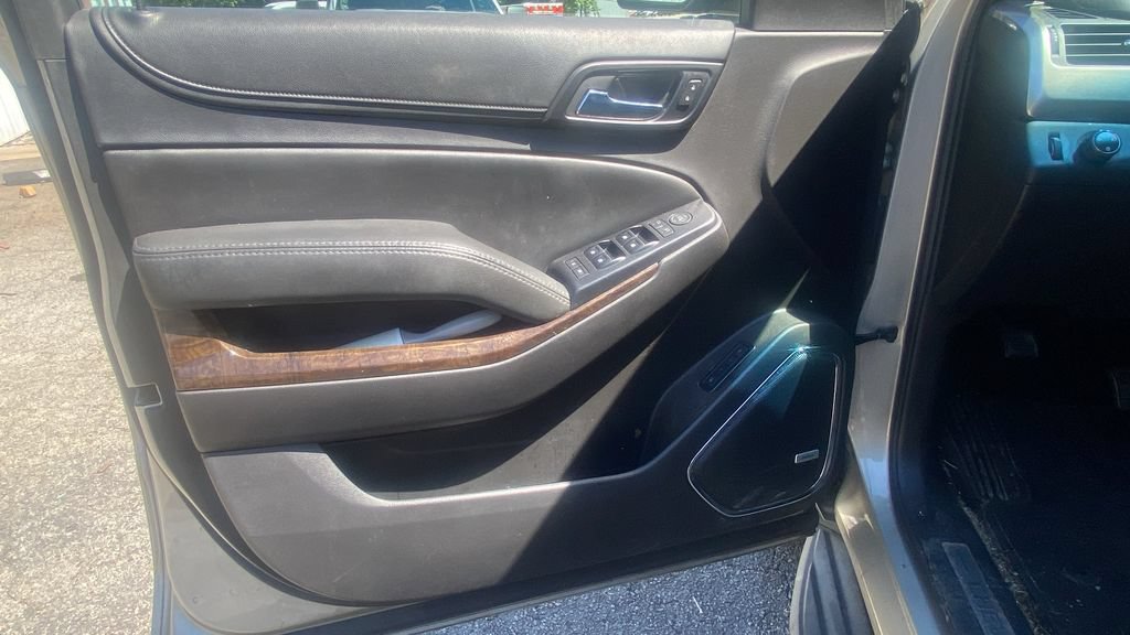 Used 2017 Chevrolet Tahoe LT RWD image 17