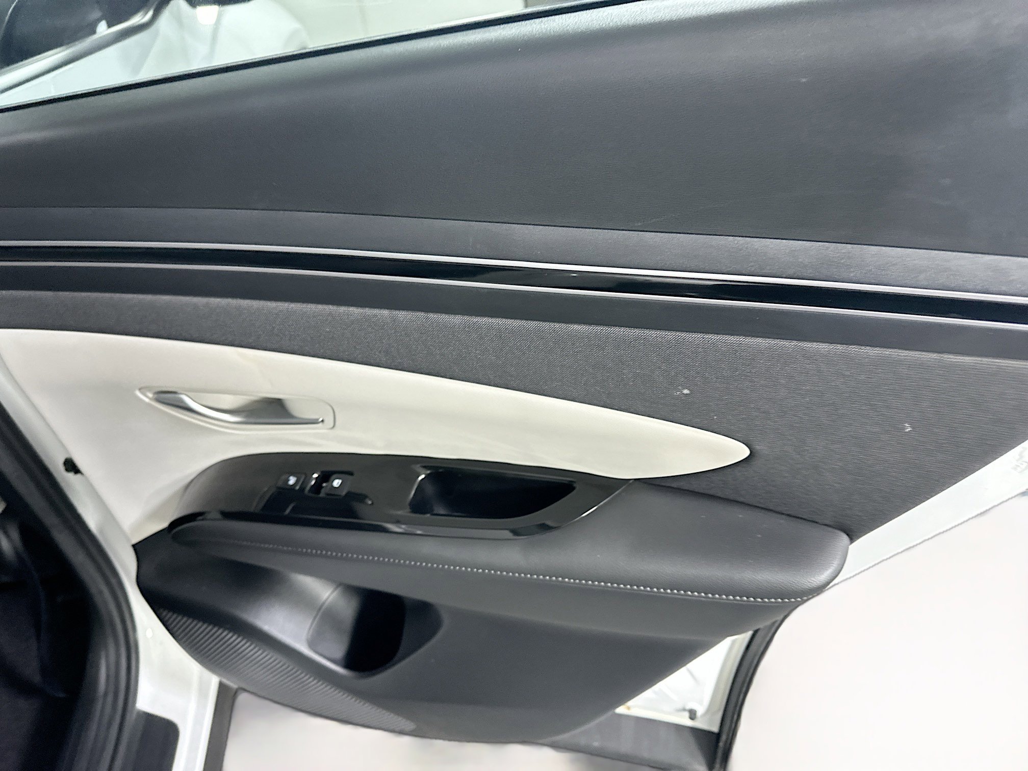 Used 2023 Hyundai Tucson Limited image 31