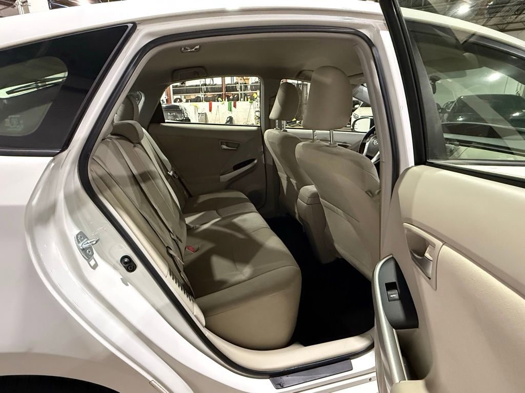 Used 2014 Toyota Prius Three image 14