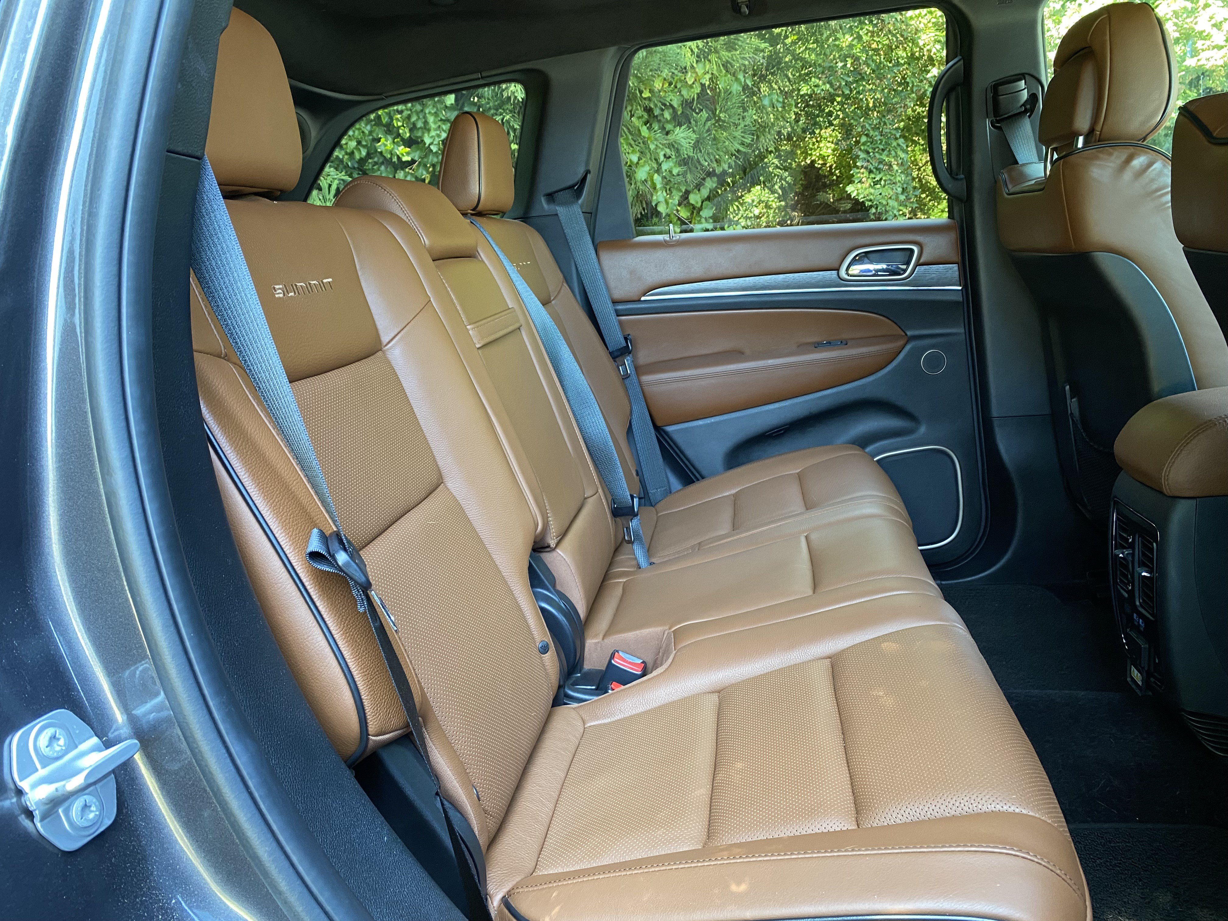 Used 2017 Jeep Grand Cherokee Summit AWD/4WD image 35