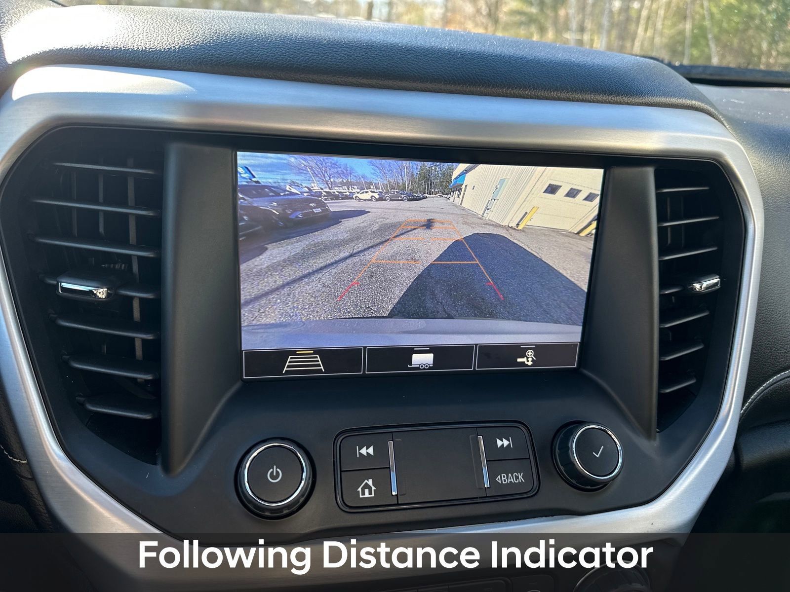 Used 2020 GMC Acadia SLT w/ Driver Alert Package II image 21