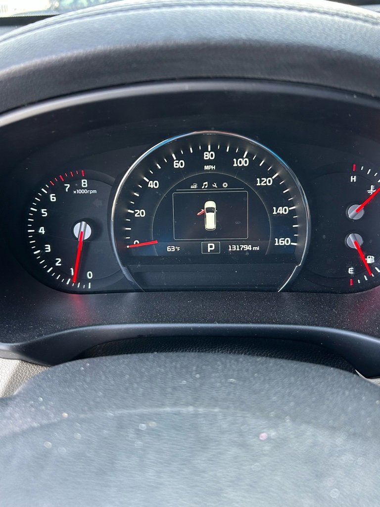 Used 2017 Kia Sorento EX image 8