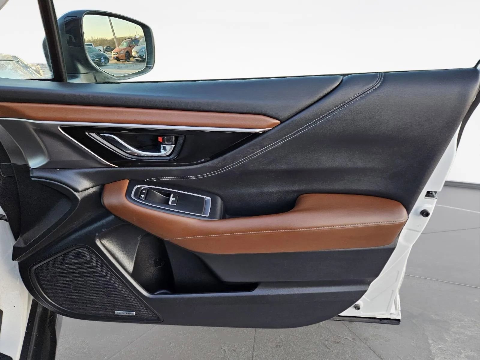 Used 2020 Subaru Outback Touring image 31