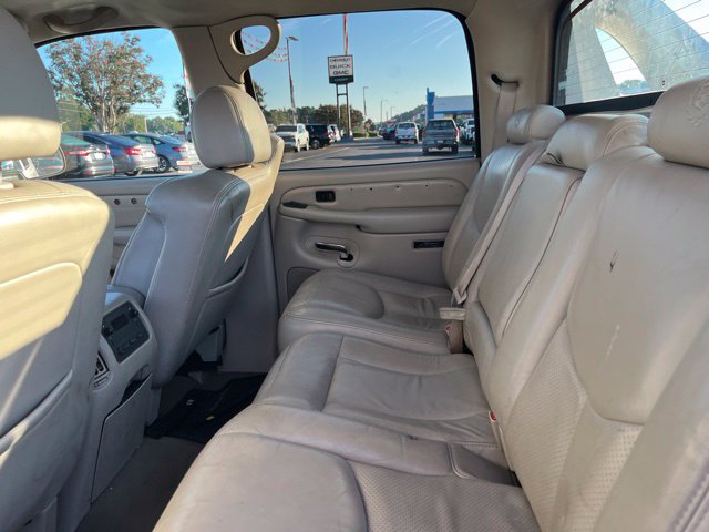 Used 2004 Cadillac Escalade EXT AWD/4WD image 12