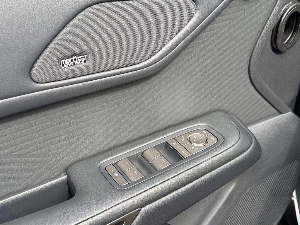 New 2026 Lexus ES 350h AWD w/ Cold Area Package image 11