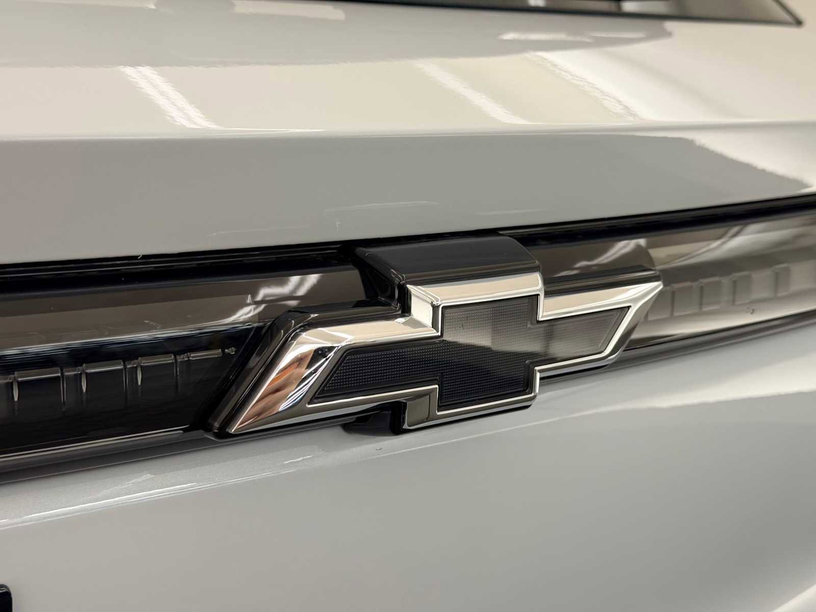 New 2026 Chevrolet Equinox EV RS image 13