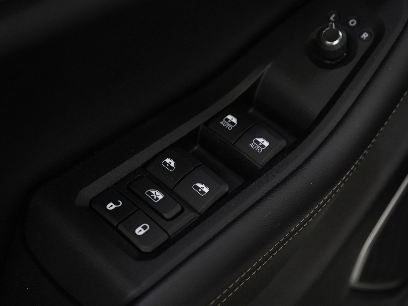 Used 2024 Jeep Grand Cherokee Limited 4xe image 17