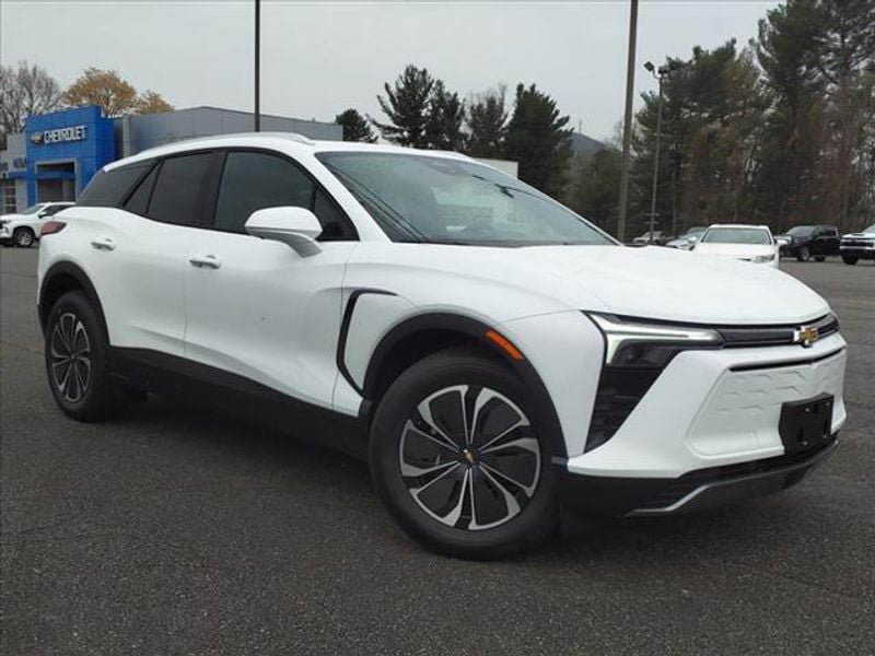 New 2024 Chevrolet Blazer EV LT AWD/4WD image 2