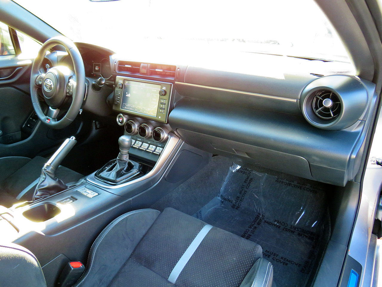 Used 2023 Toyota GR86 Premium image 16