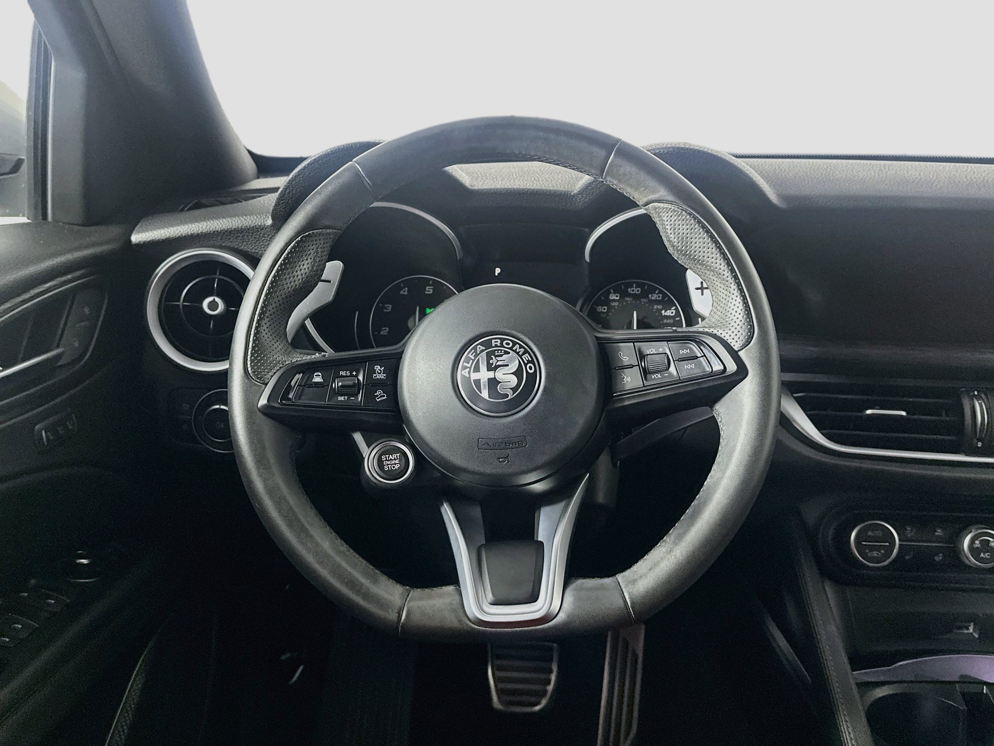 Used 2023 Alfa Romeo Stelvio Sprint RWD image 18