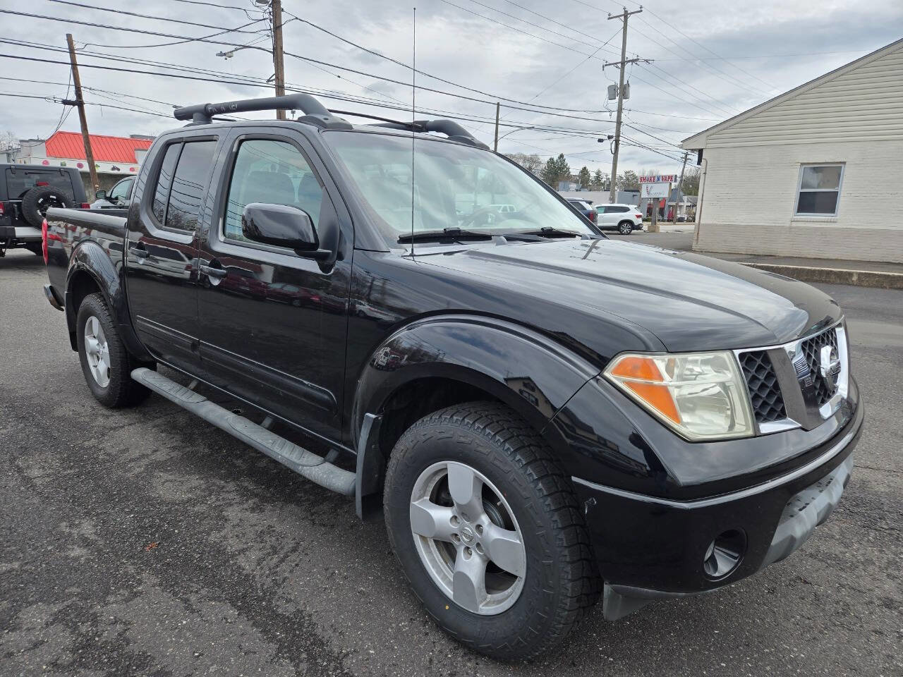 Used 2005 Nissan Frontier LE w/ (J01) Sunroof Pkg image 4