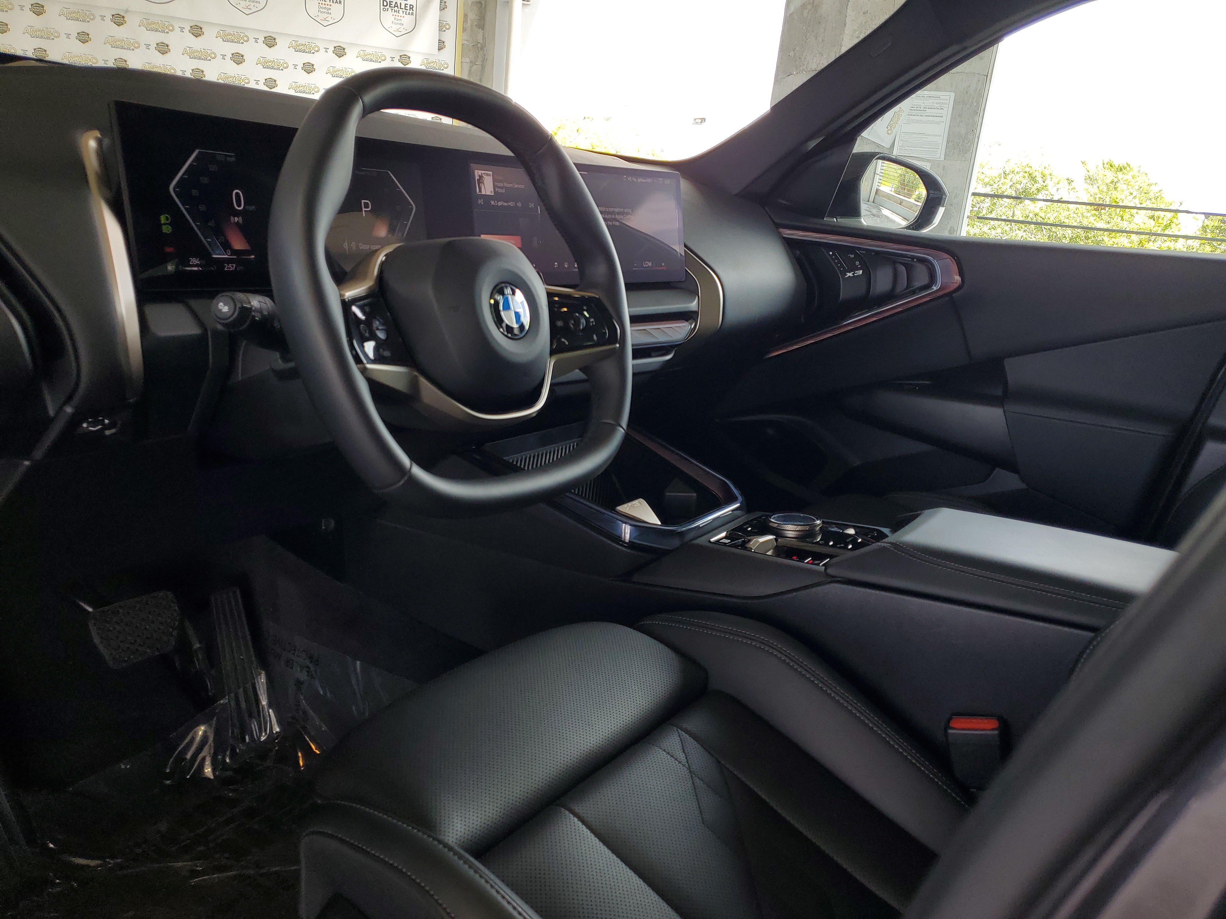 Used 2025 BMW X3 xDrive30i AWD/4WD image 16