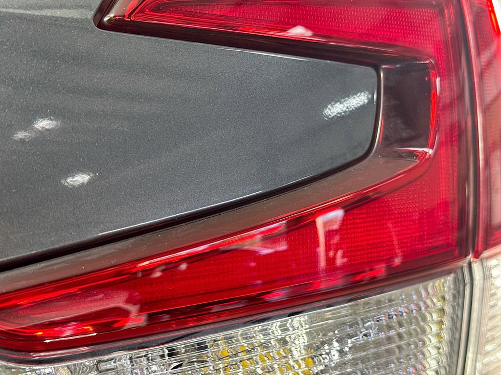 Used 2022 Subaru Forester Limited image 34