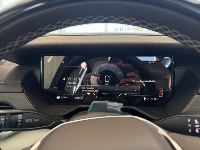 New 2026 GMC Acadia Denali w/ Super Cruise Package image 47