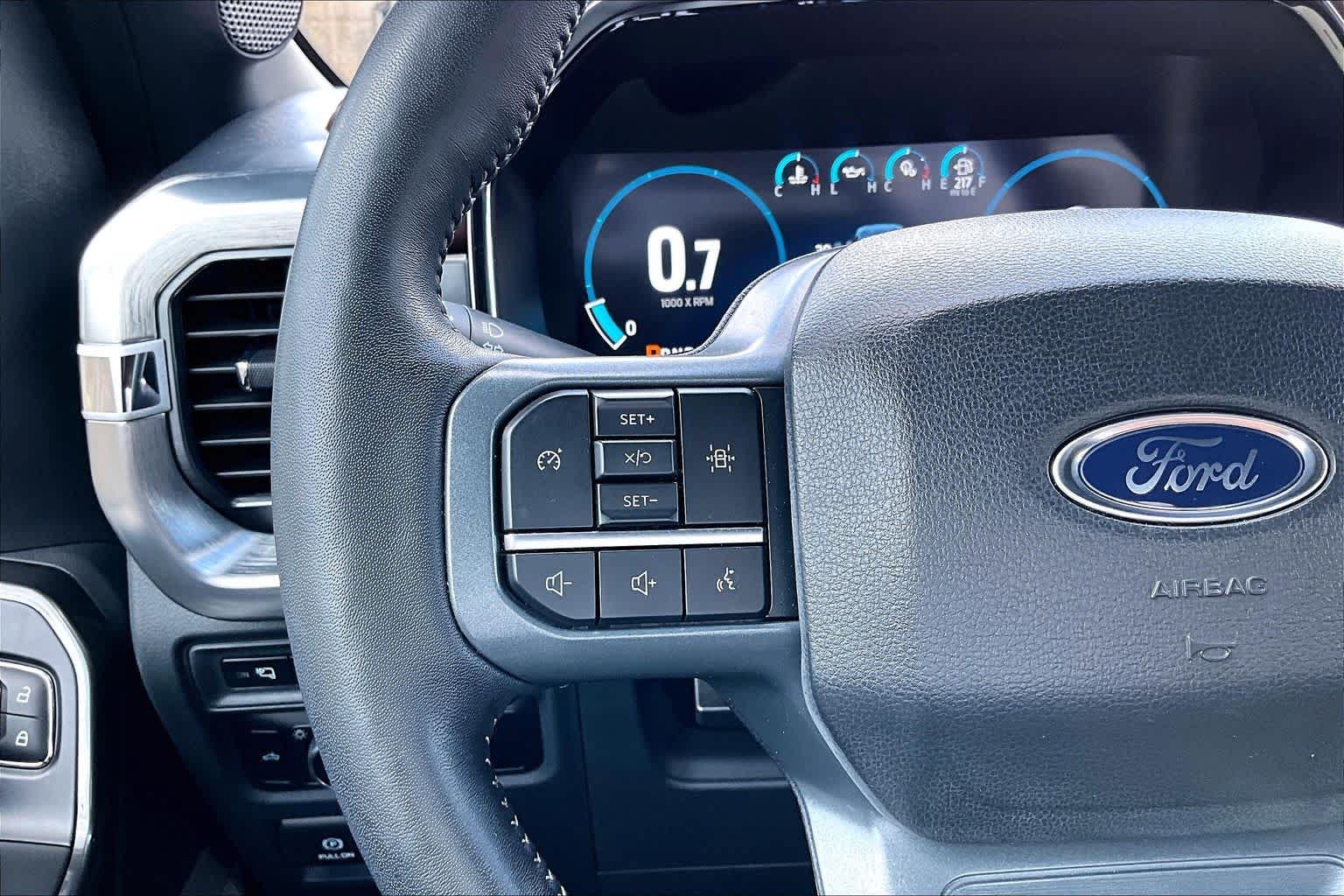 Used 2023 Ford F150 Lariat AWD/4WD image 24