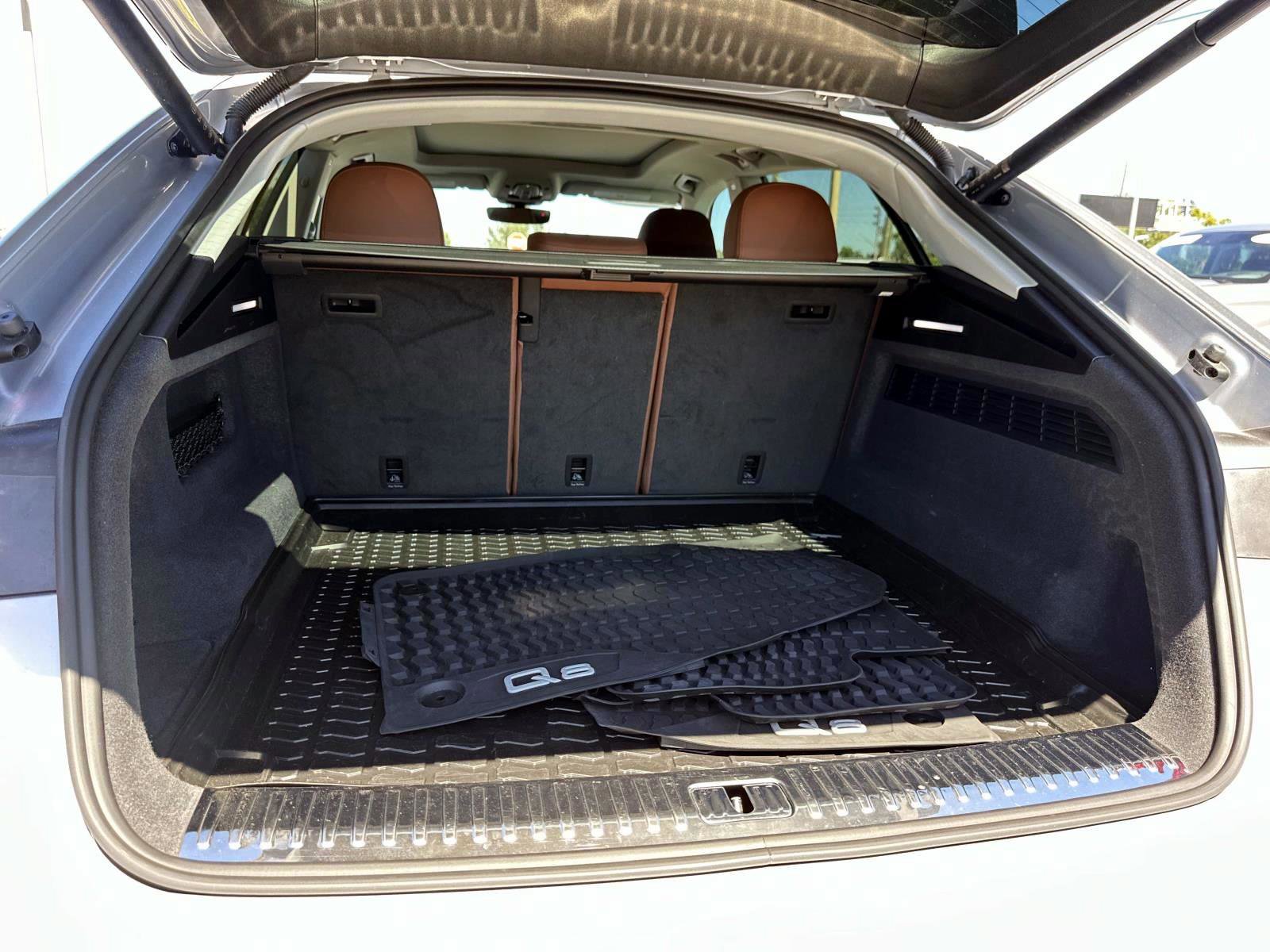 Used 2022 Audi Q8 Premium Plus image 11